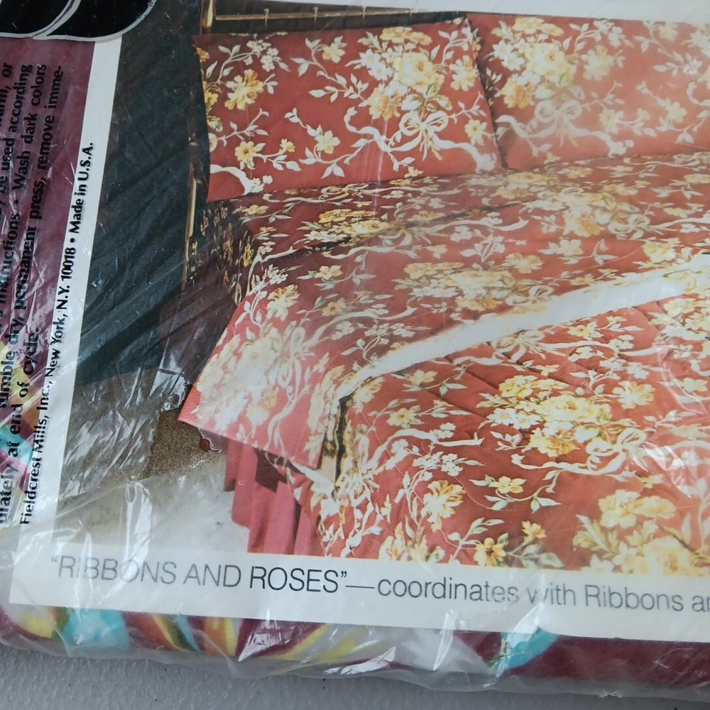 Fieldcrest Top Sheet Twin Flat Floral Bedding NEW Ribbons Roses Cottagecore BOHO - Picture 4 of 5